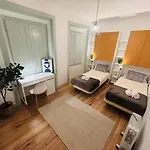 Hostel Lisboa Hostel *