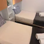 Lisboa Hostel ホステル *